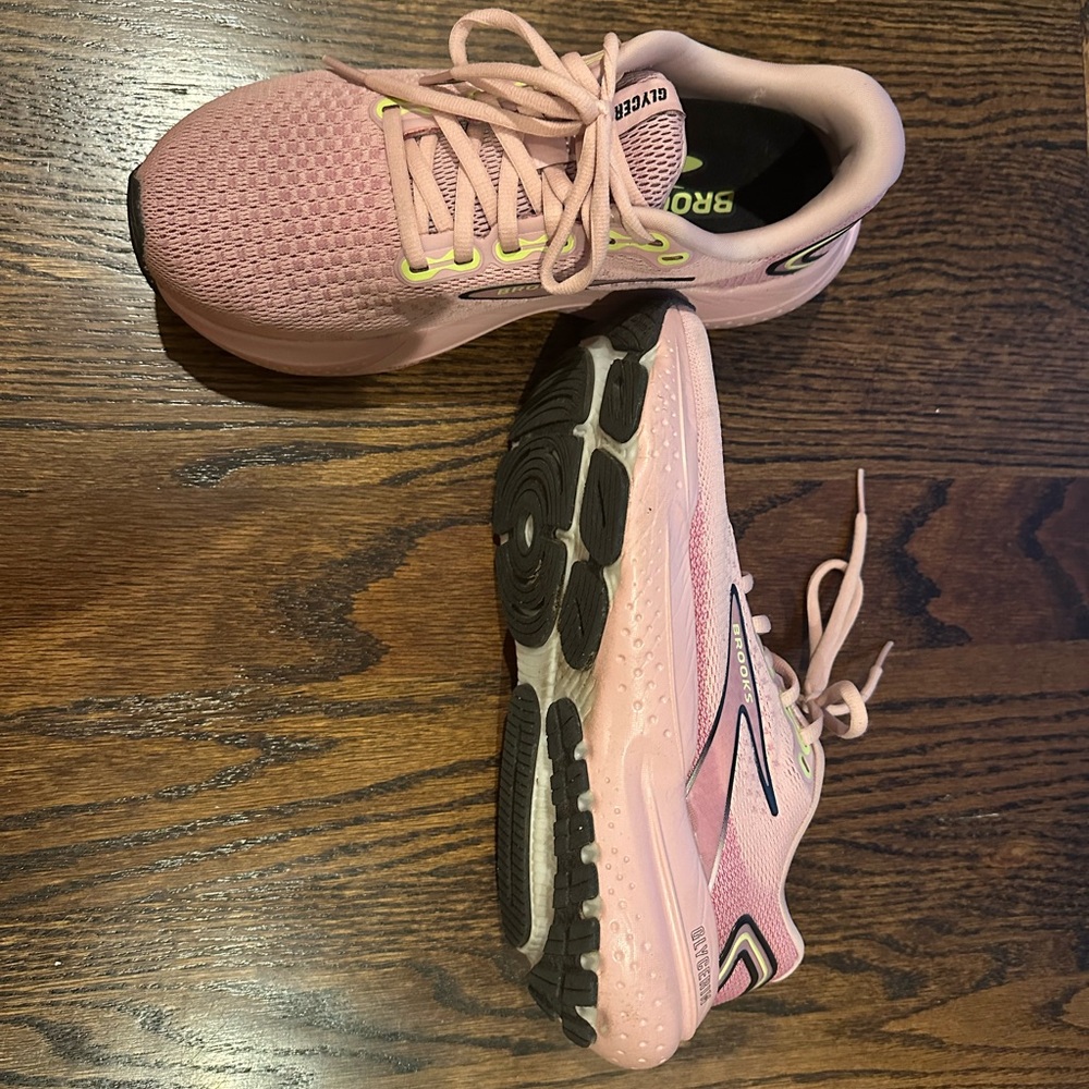 Brooks glycerine running shoes.